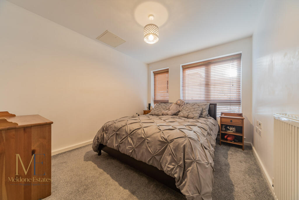 Bedroom_1