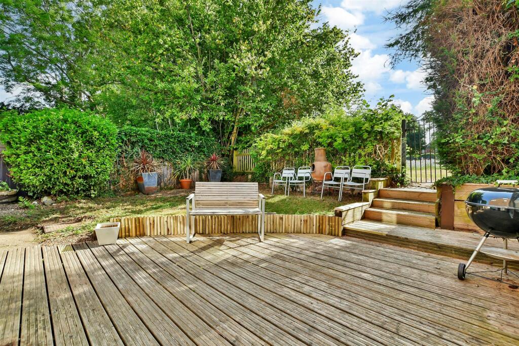 Patio/Decking Area