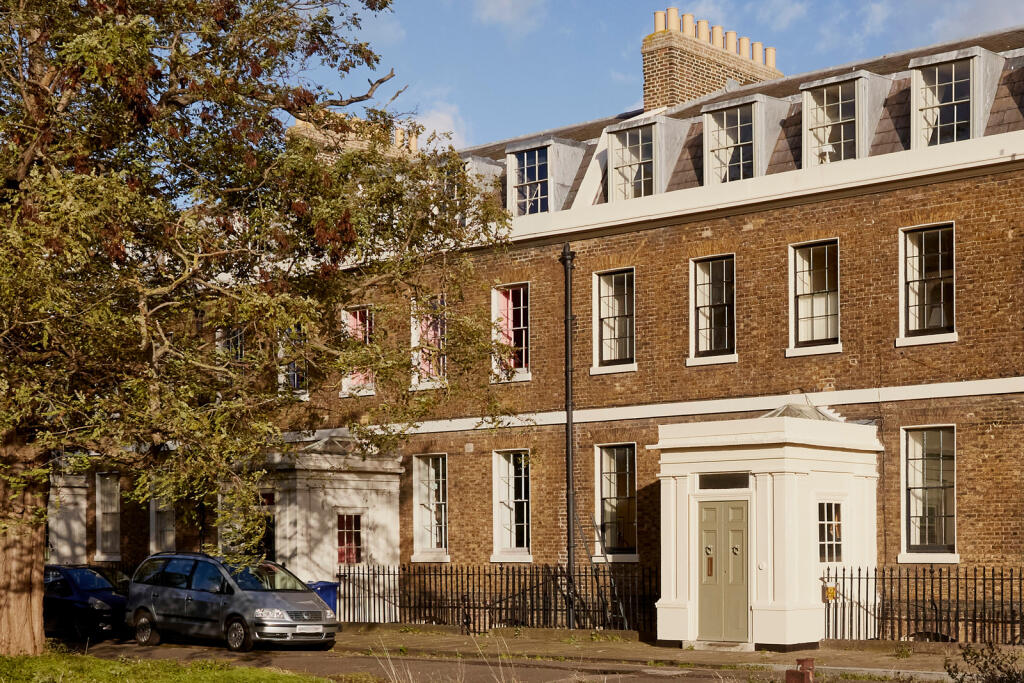 264937 - a0O4K000001oyPEUAY_N33.jpg