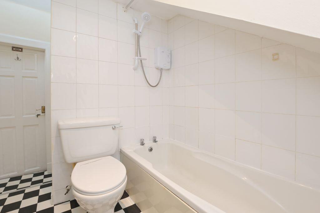 Flat 4, 140 Rose Street, Edinburgh, EH2 3JD