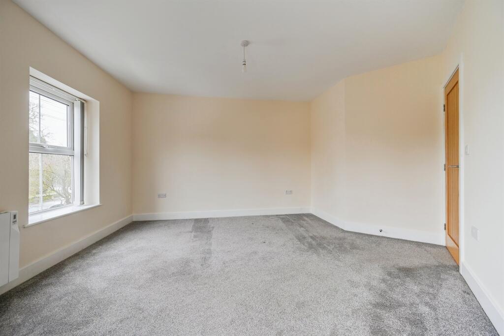 Bedroom: