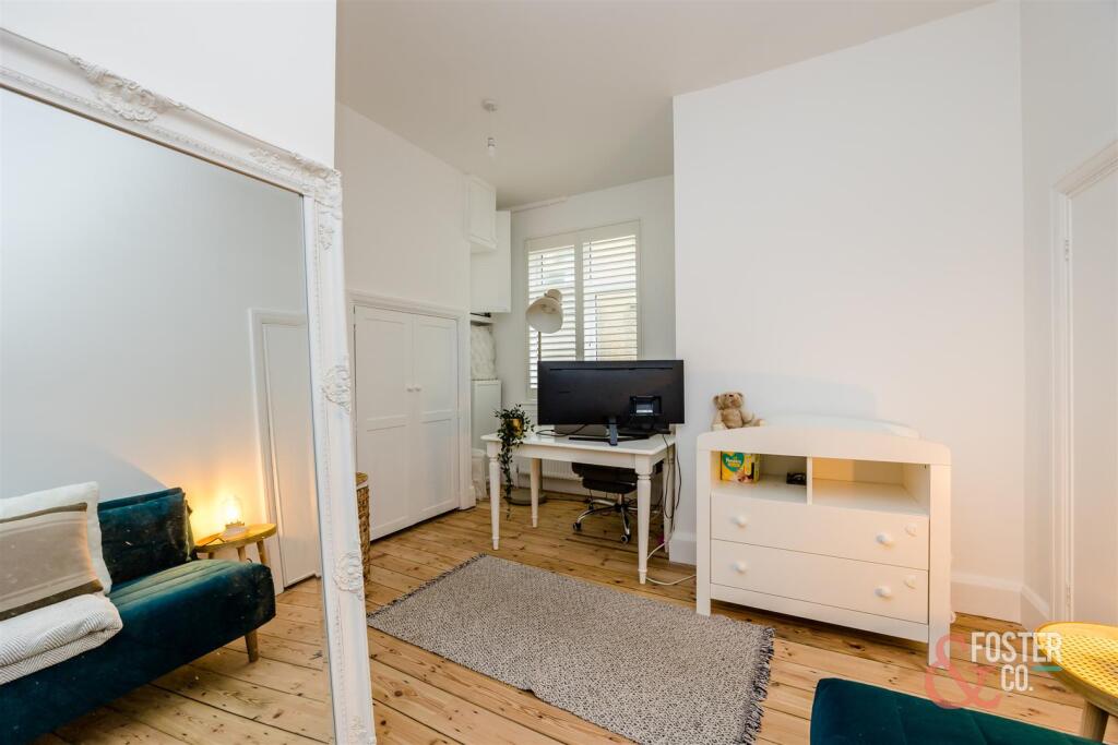 Kingsway, 305, Flat 1-2.JPG