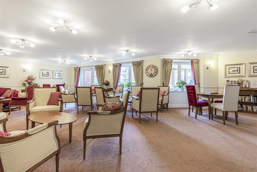 Owners Lounge - New.jpg