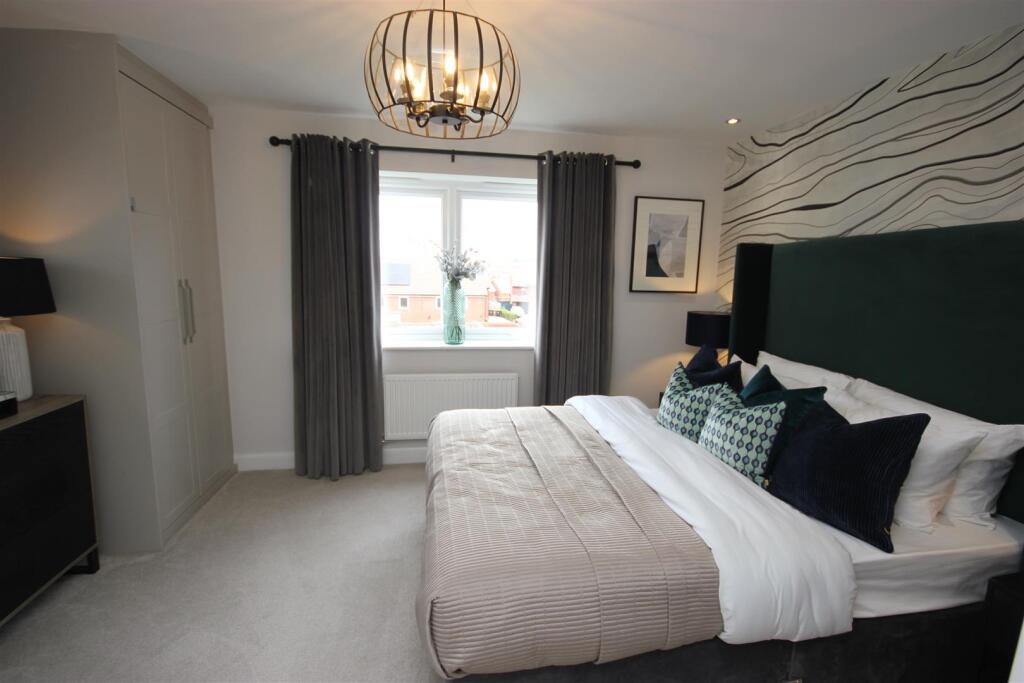 Bedroom one.JPG