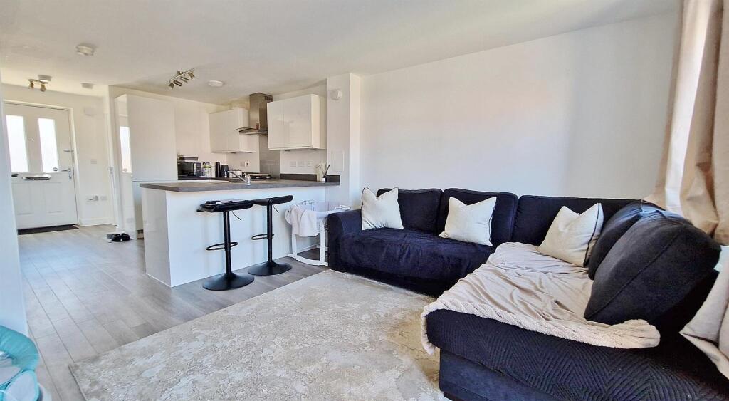 Kitchen/Lounge