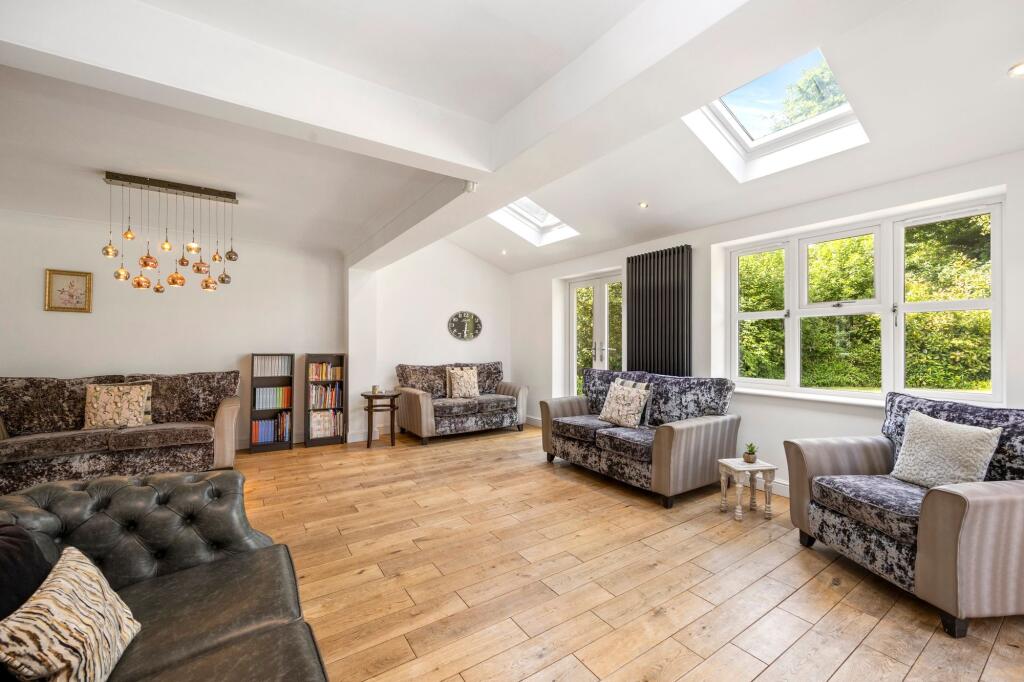 Kitchen / Sitting Room