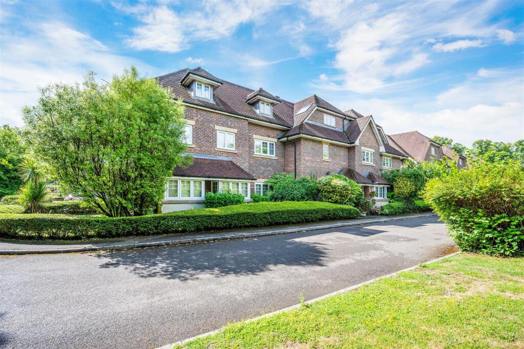 KINGSWOOD GRANGE, FLAT 24- (28).jpg