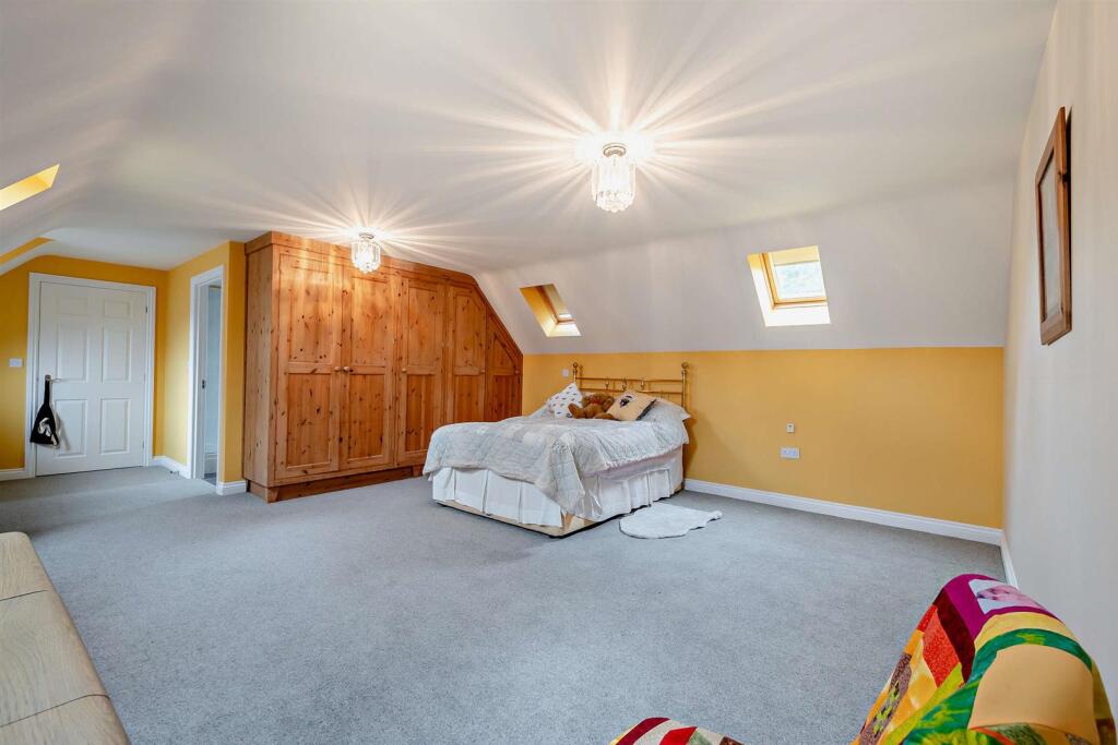 8659283-interior02-800.jpg