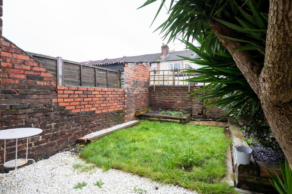 176 Newcome Road 20 5.jpg