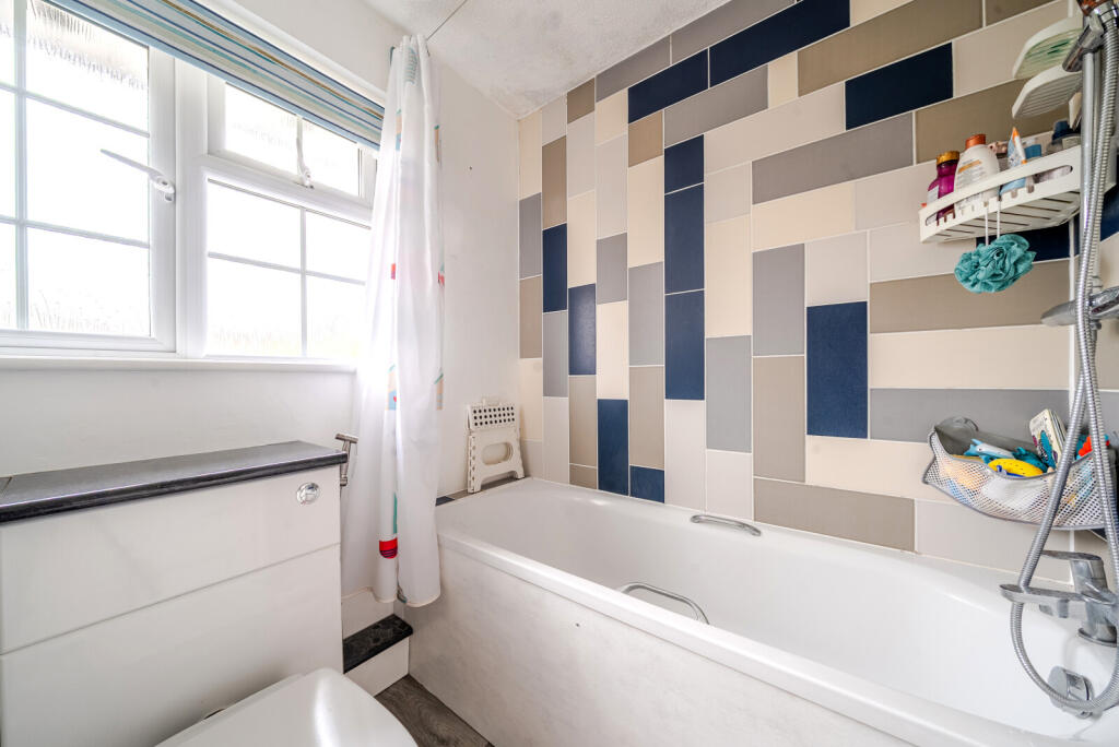 1361691-22-68e4f9...