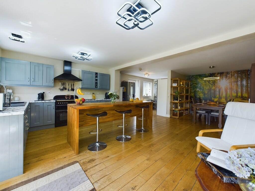 Kitchen angle 3