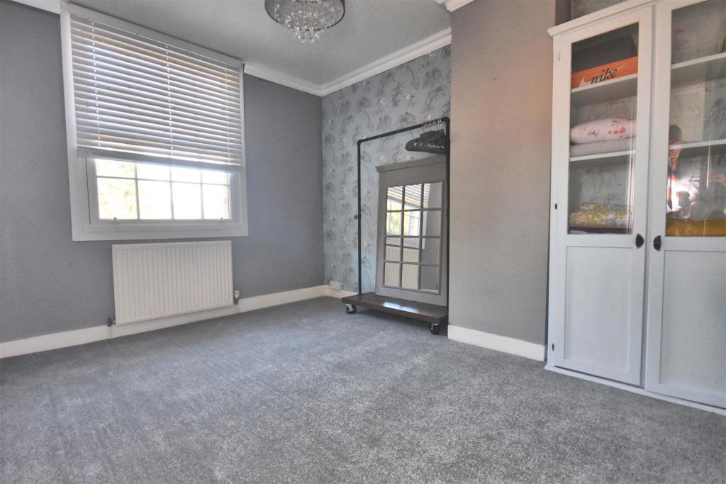Bedroom 2.jpg