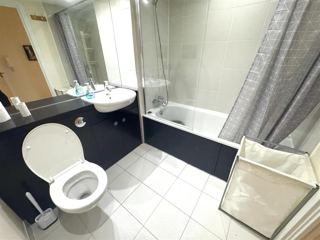 Bathroom.jpeg