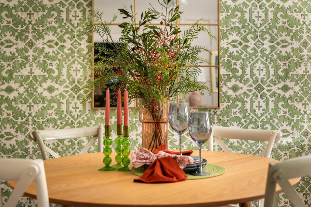 Show home dining area