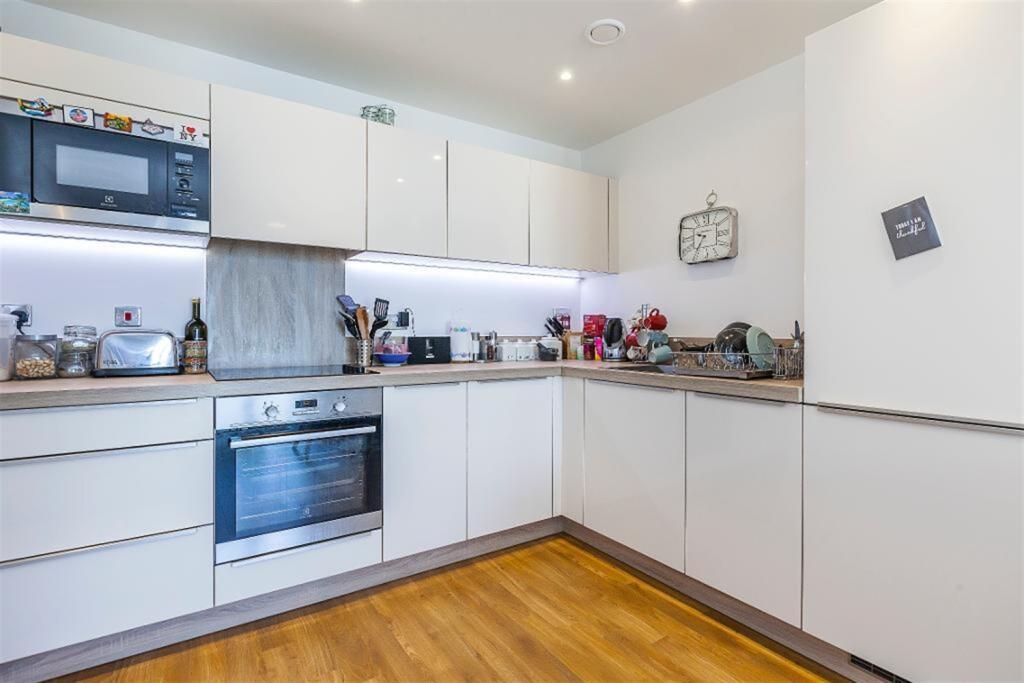 Roma Corte, Elmira Street, SE13