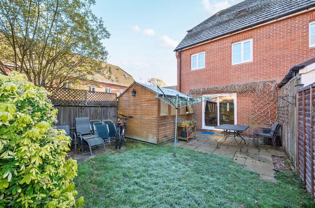 1383763-5-6926d10...