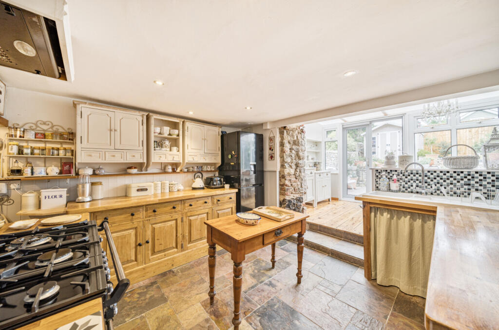 1333014-7-6891d73...