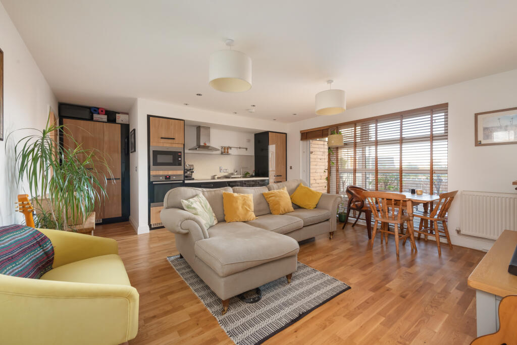 Open Plan Lounge/Kitchen/Diner