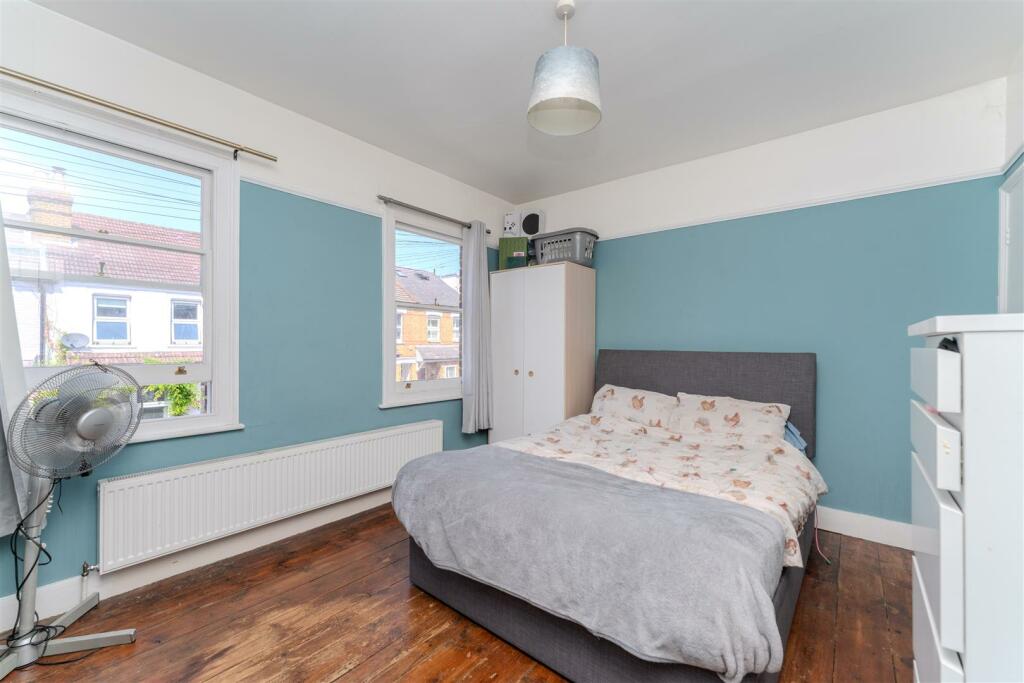 101 Studley Bed 2.jpg