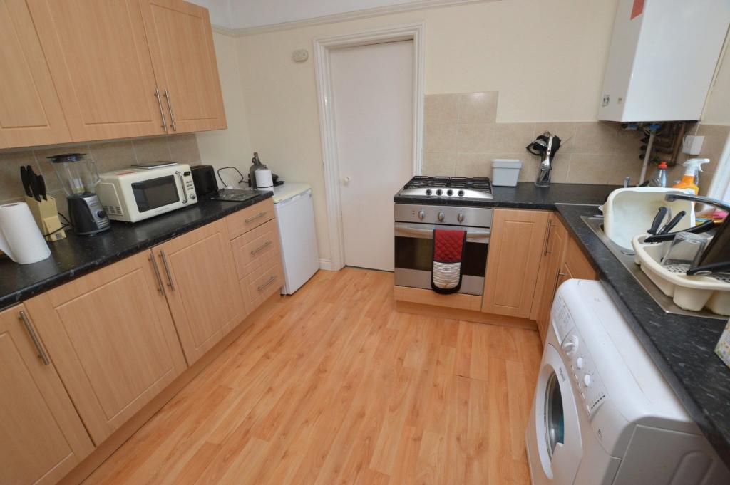 Kitchen (62a)