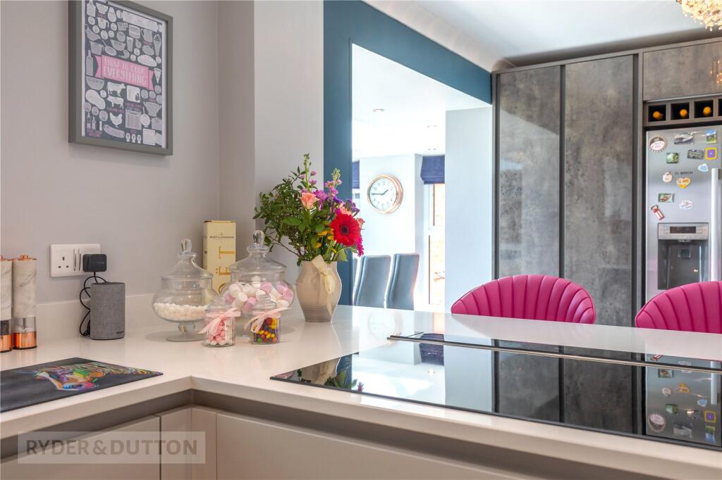 Sitting /Dining Room