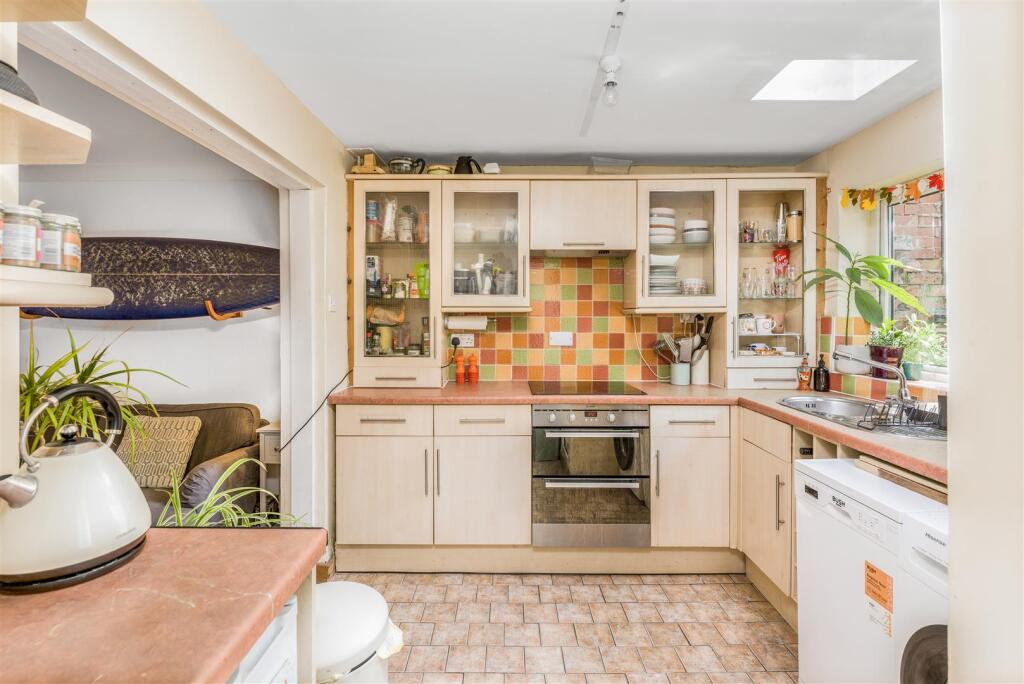 135 Warwick Road, Banbury-9.jpg