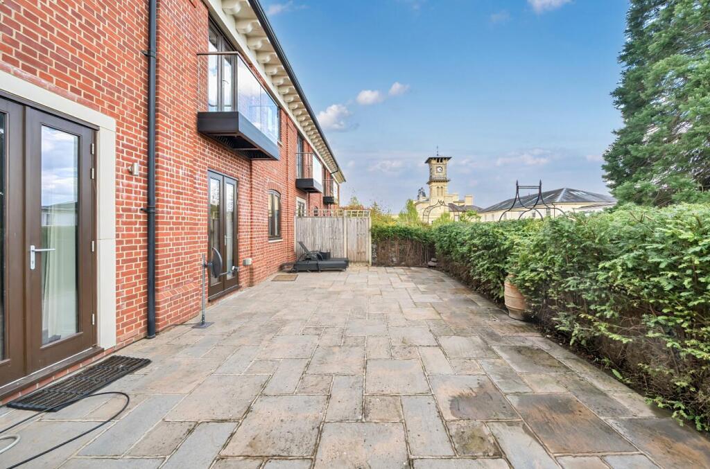 Davidson Frost-Wellings, DFW, Bentley Priory, Stan