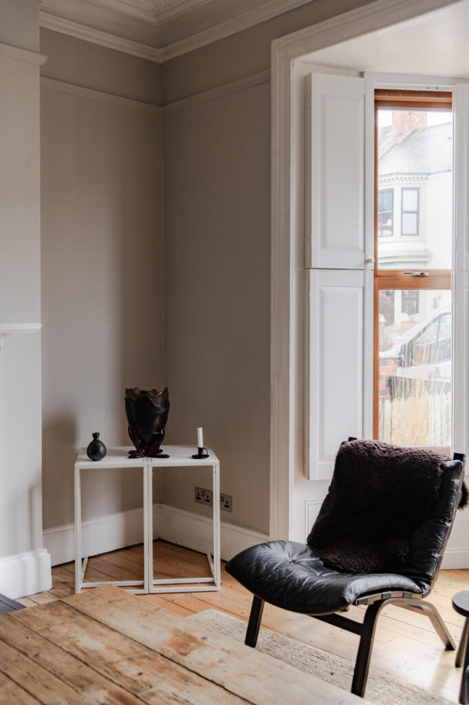 262586 - 33 Emerald Street 14.jpg