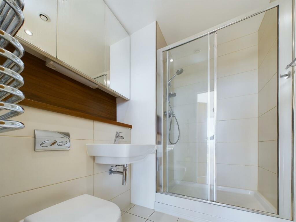 En Suite.jpg