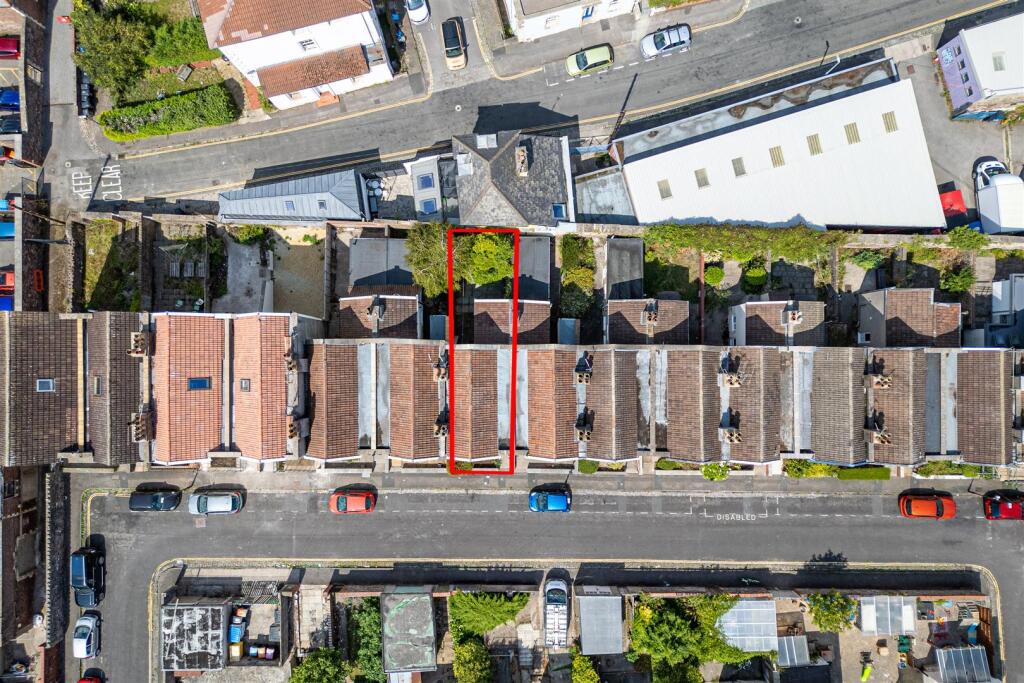 10 Osborne Villas, Kingsdown, Bristol BS2 8BP | Fr