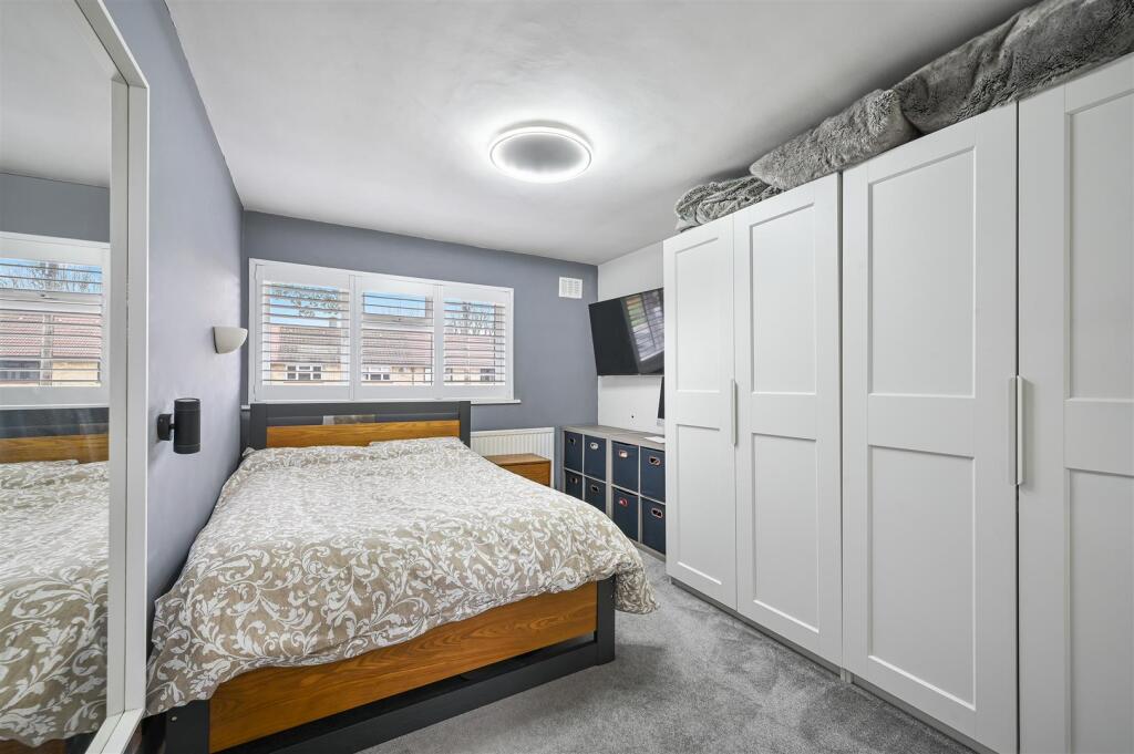 ATROBUS CLOSE, 1- (4).jpg