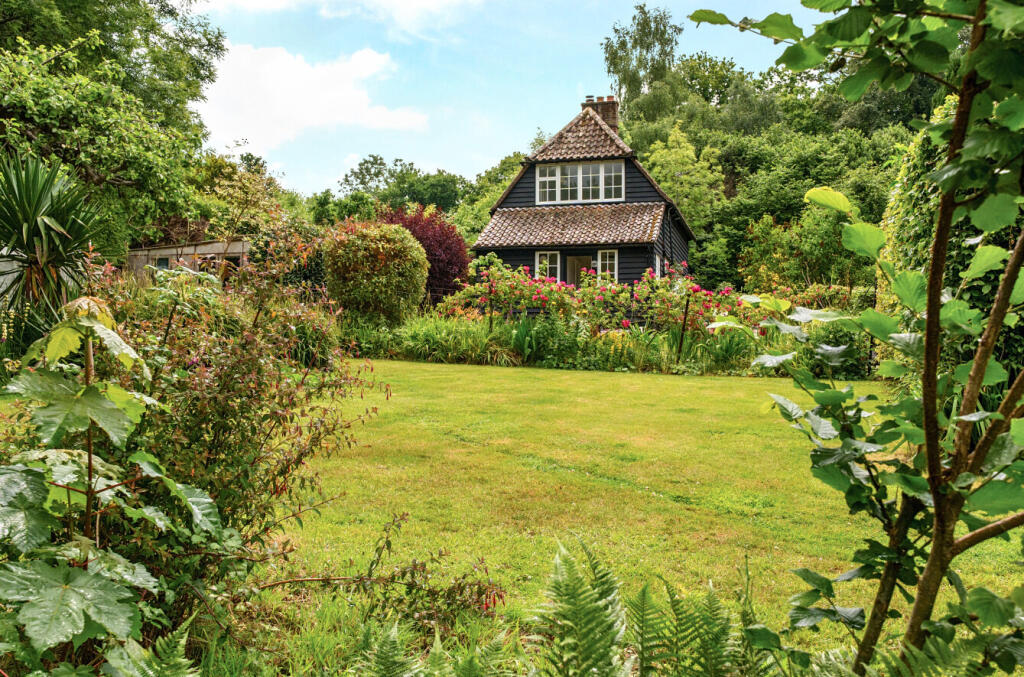 1307144-3-684ac1e...