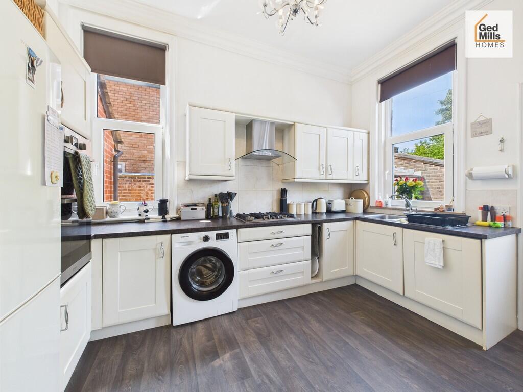 CAM04261G0-PR0064...