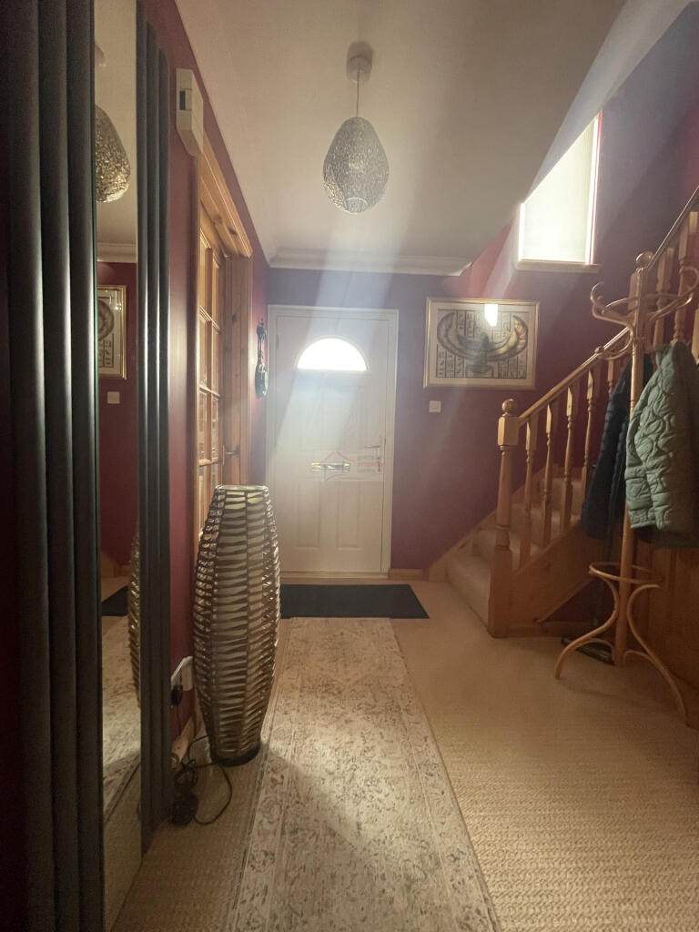 Hallway.JPG