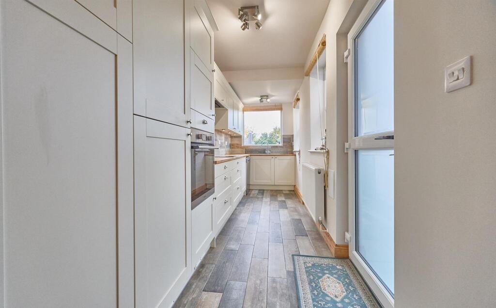 Brittania road 2.jpg