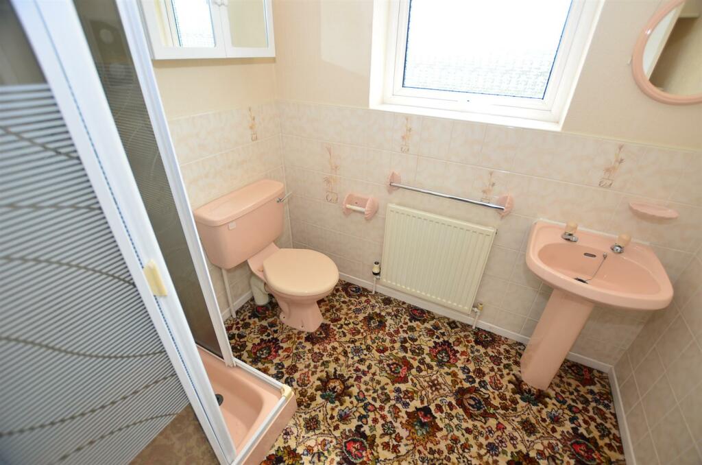 Shower Room En-Suite