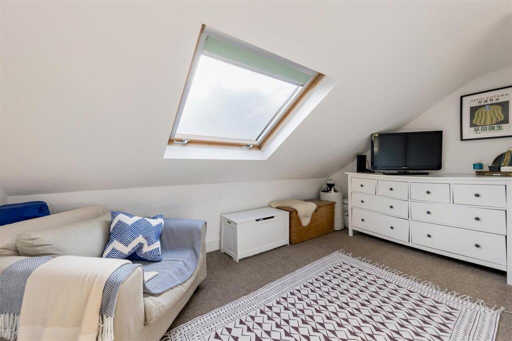 Shernhall Street, E17