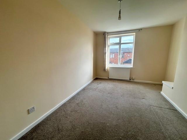 12 Underwood bedroom2.jpg