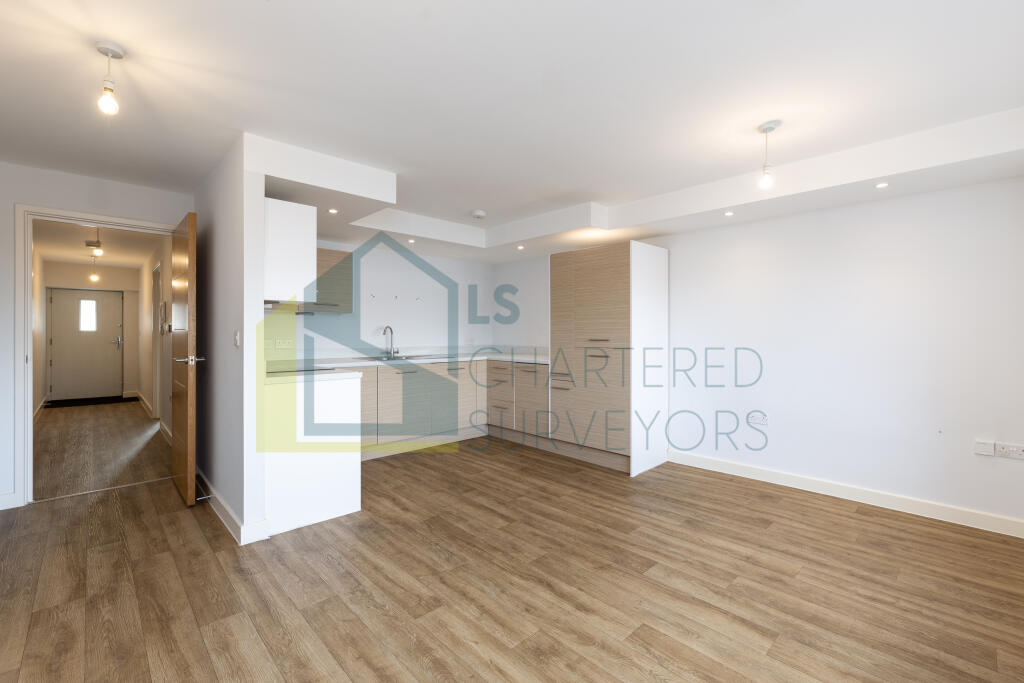 Shepperton House F6 (02 of 10)