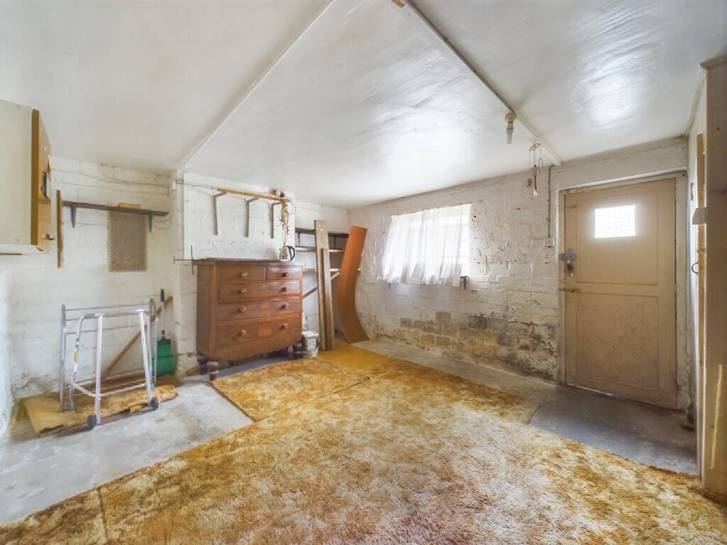 CAM02089G0-PR0412...