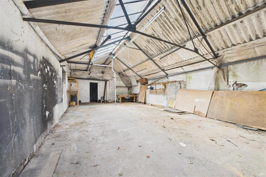 3A Richmond Road, Montpelier, Bristol BS6 5EN | Fr