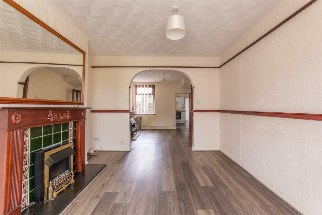 29 Wainfelin Rd-10.jpg