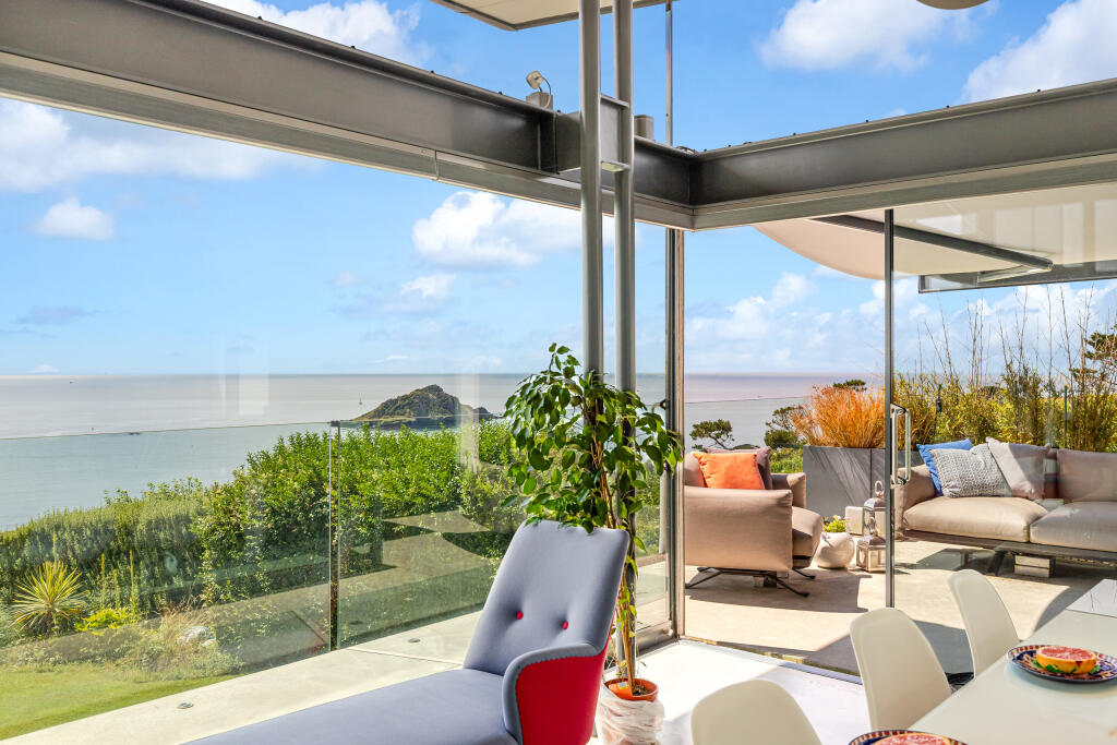 A11 - Telhaven Spring Road Wembury Point - 250708