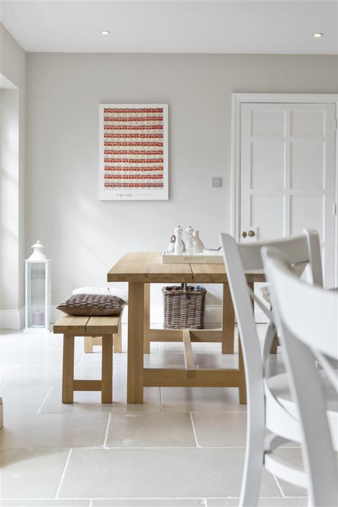 The-Stables-9-Guildown-Avenue-Guildford-GU2-4HA-33