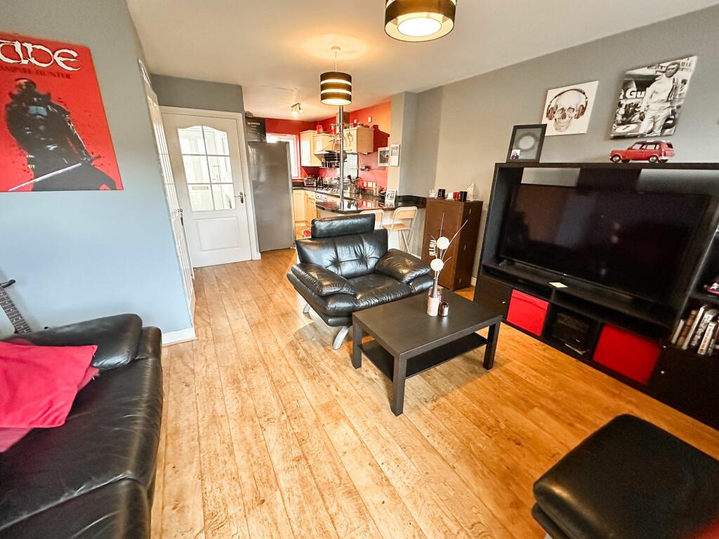 Kitchen/Living Room
