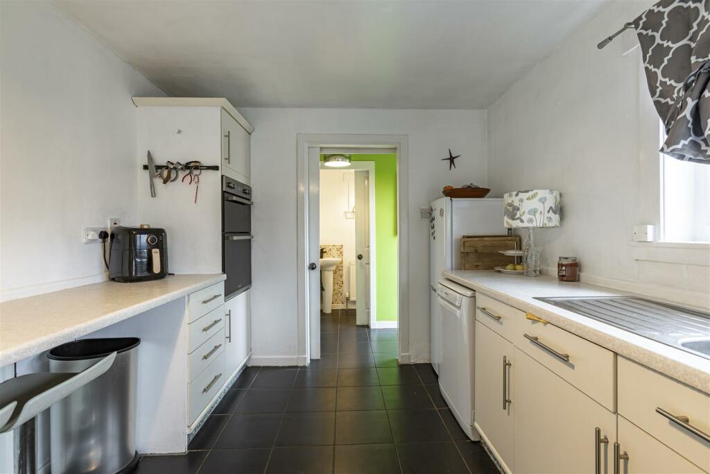 1 Whitefield Avenue Newtown 17.JPG