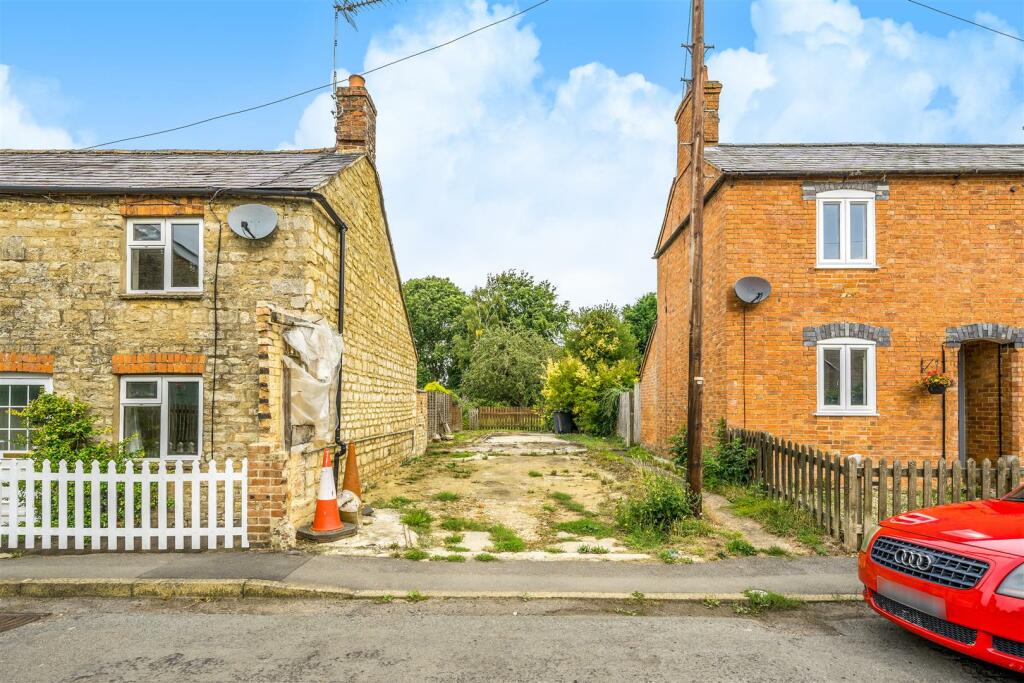 36 High Street, Paulerspury