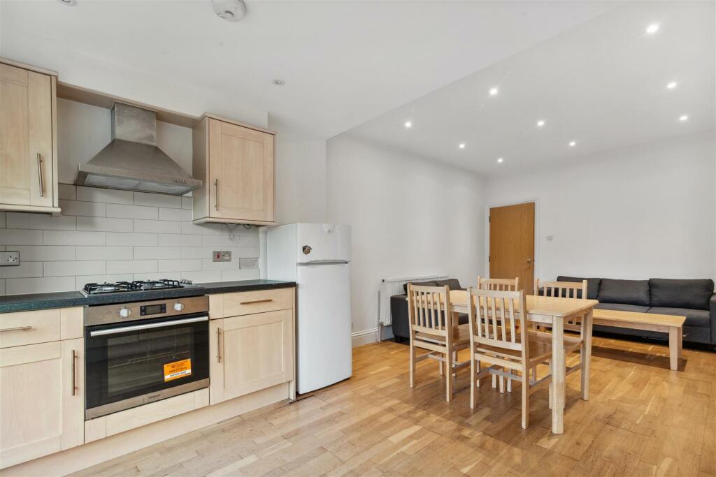 31a Beechdale Road-14.jpg