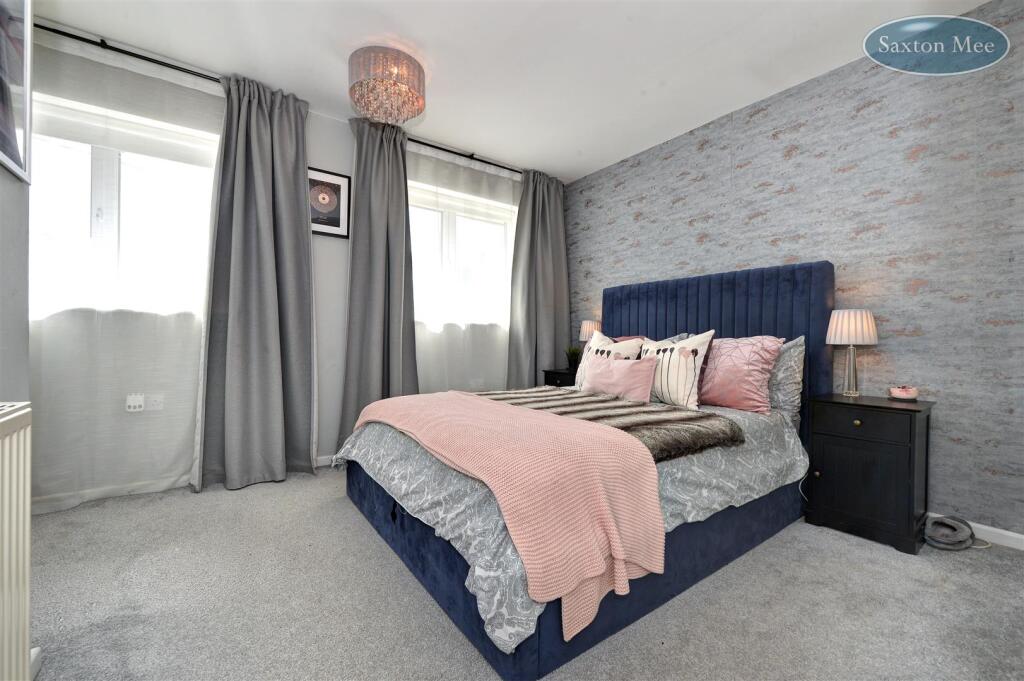 12 Forres Road, S10 1WE - bedroom 1 980.jpg