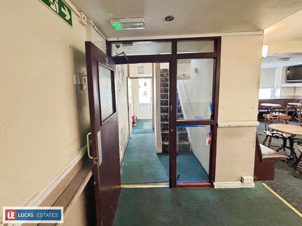 0779e996-A2-4796-...